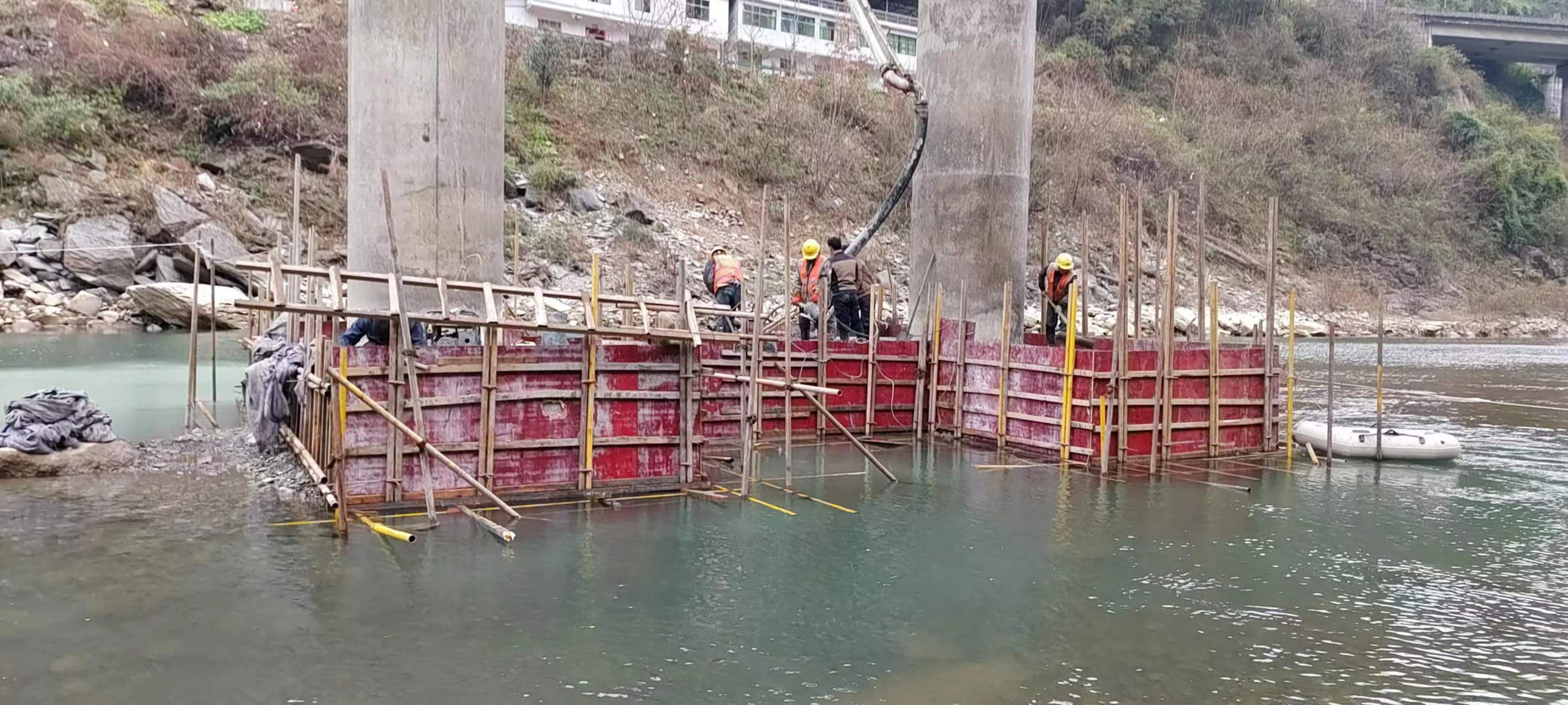 广西水利工程施工中堤坝渗漏原因以及防渗加固技术